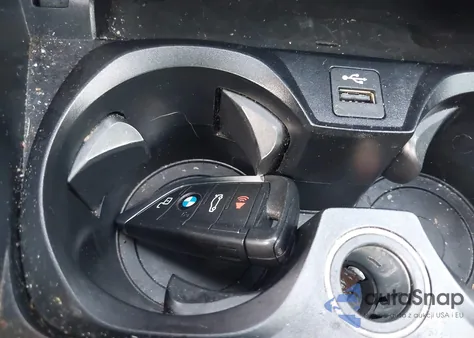 2023 BMW I4 Edrive35 z USA, uszkodzony, nr VIN WBY43AW03PFR00984